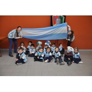 Los más pequeños celebraron el DIA DE LA BANDERA